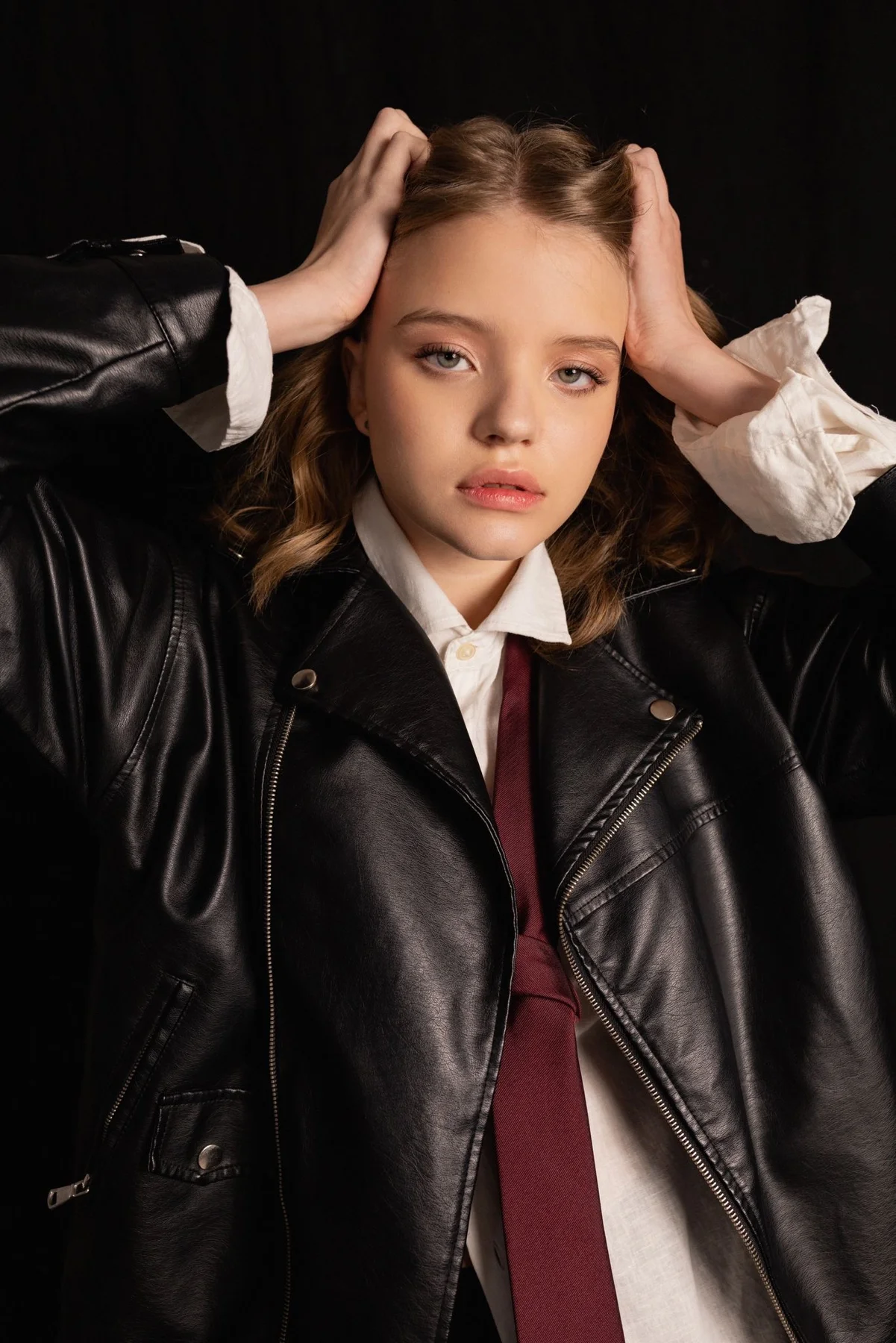Kira S photo 7