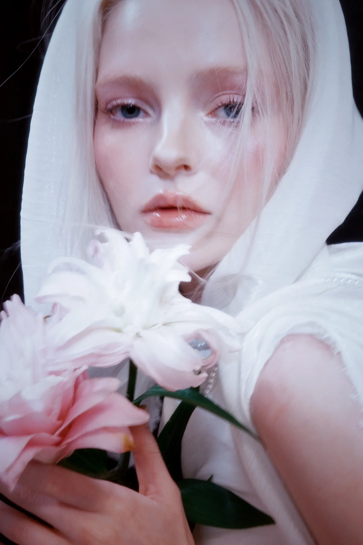 Pauline photo 41
