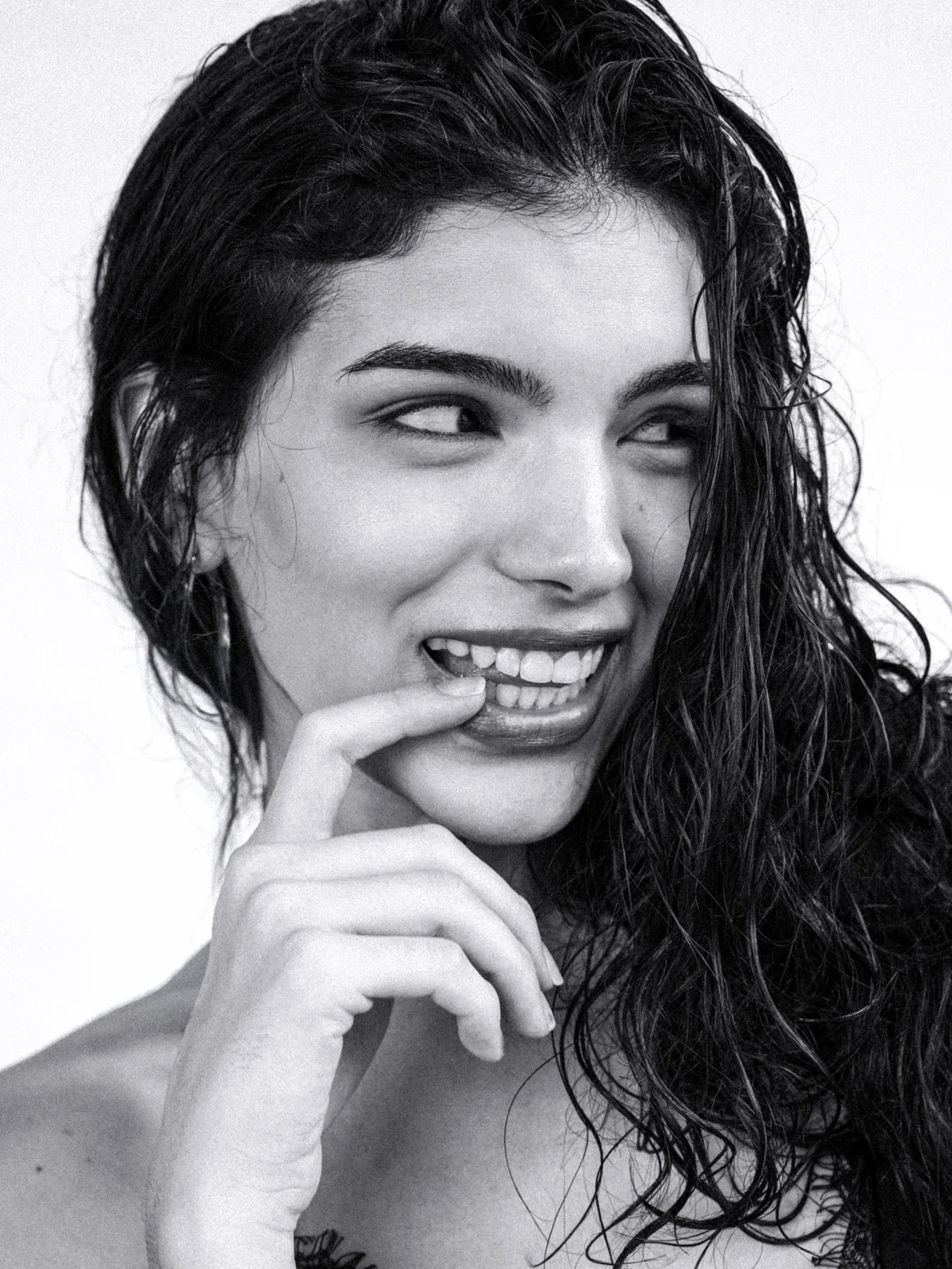 Sofia R photo 20